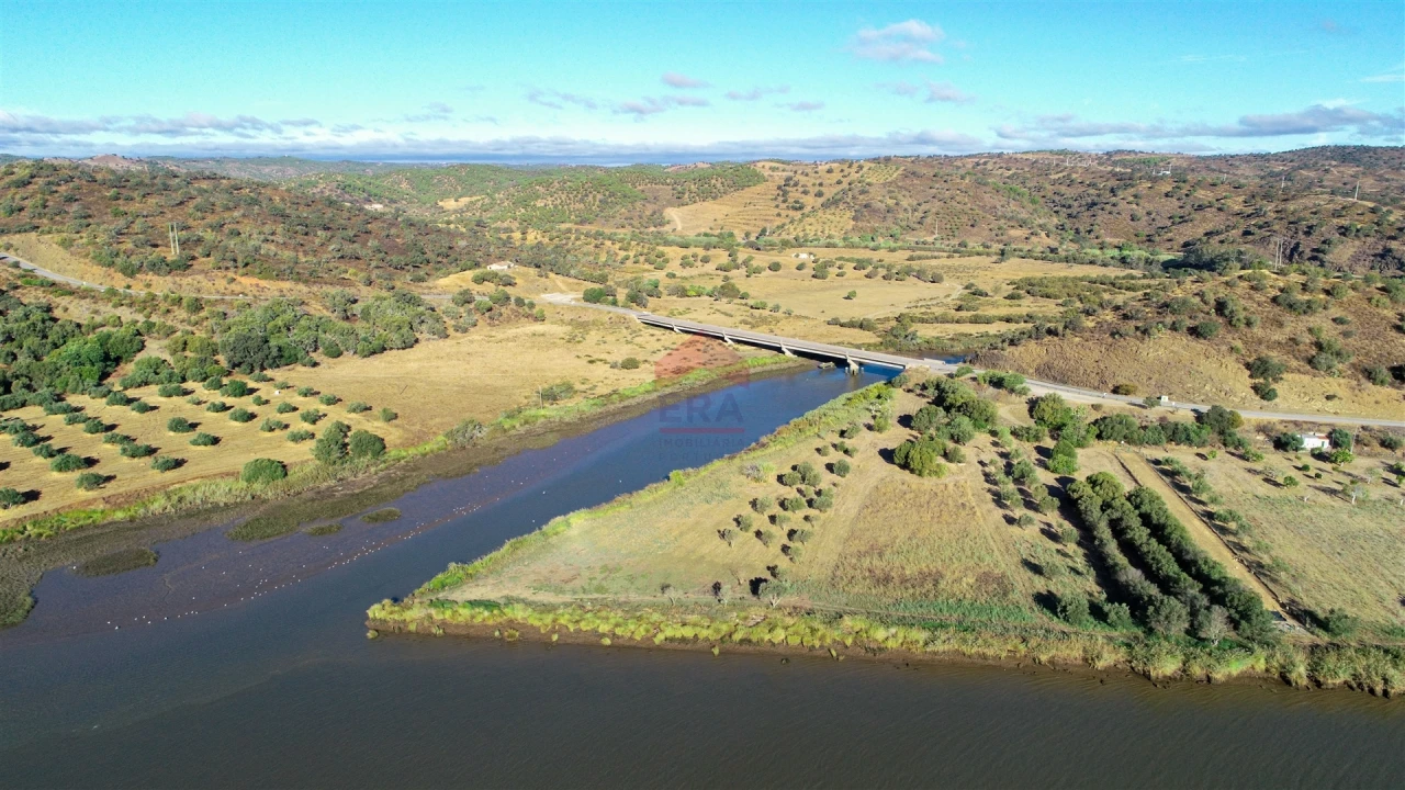 Moradia T0 para Venda em Odeleite Foto 12