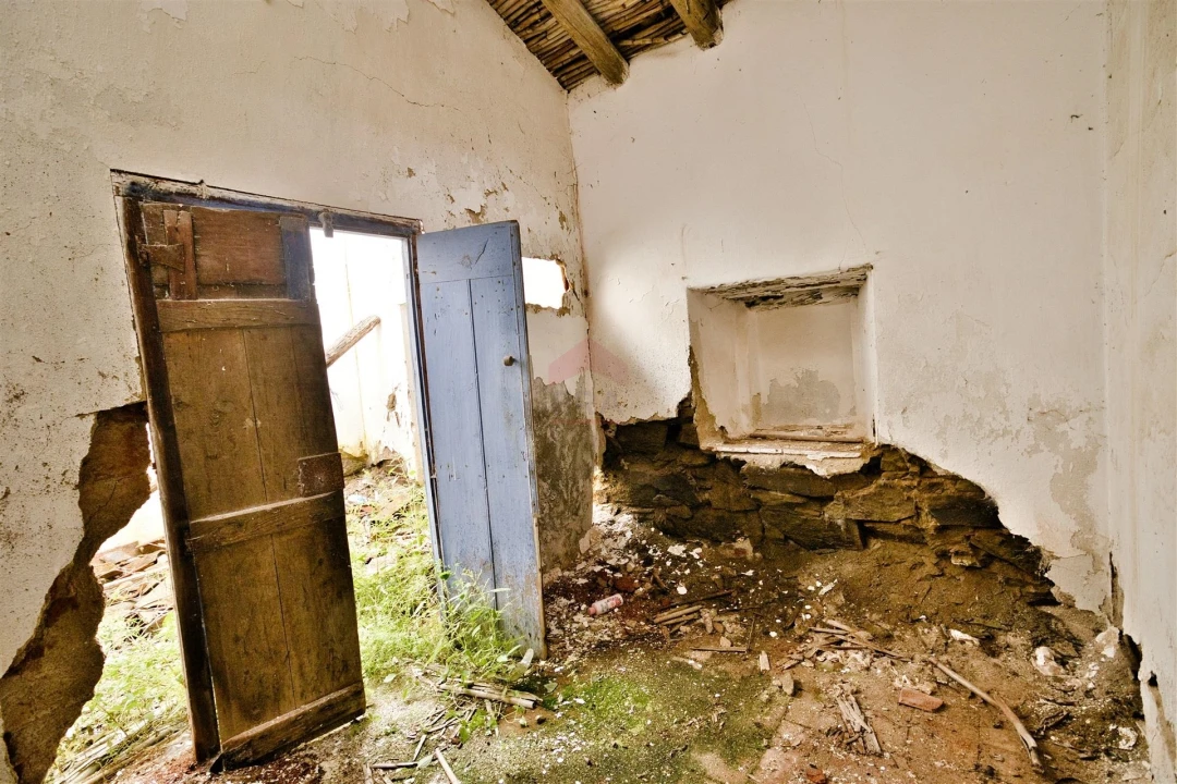 Moradia T0 para Venda em Odeleite Foto 6