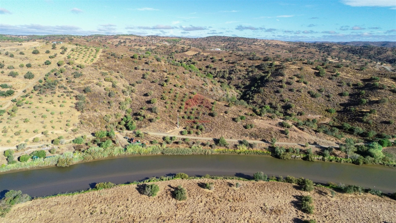 Moradia T0 para Venda em Odeleite Foto 18