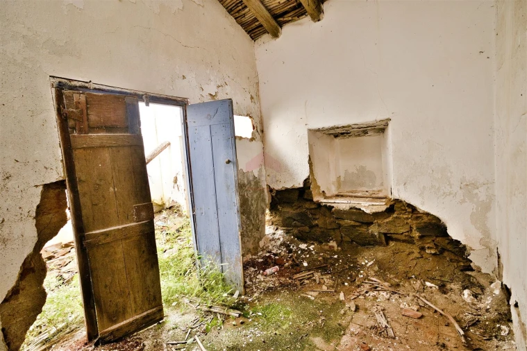 Moradia T0 para Venda em Odeleite Foto 6