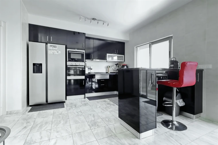 Moradia T0 para Venda em Quelfes Foto 14