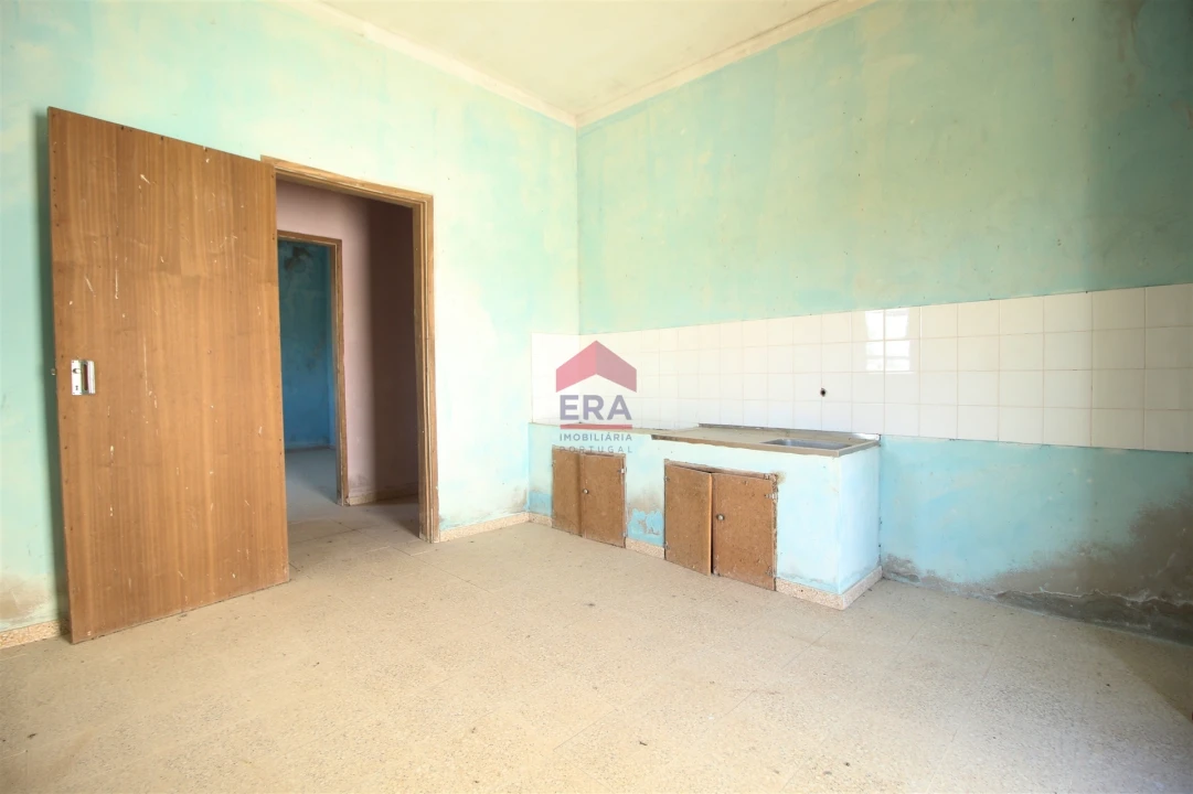 Moradia T2 para Venda em Cachopo Foto 6