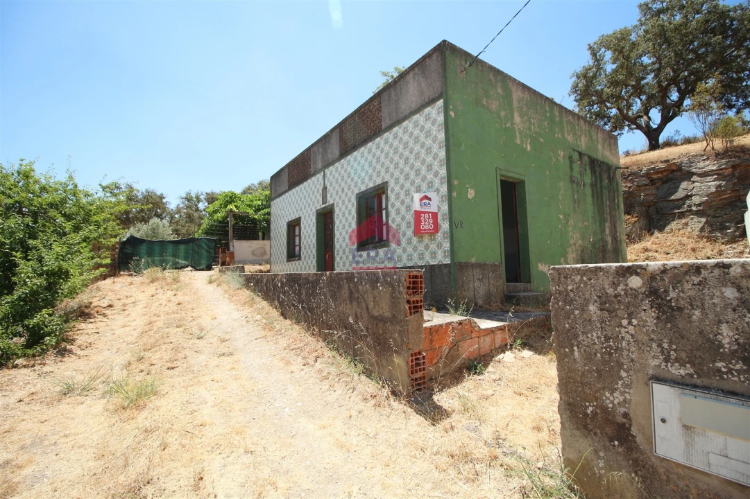 Moradia T2 para Venda em Cachopo Foto 1