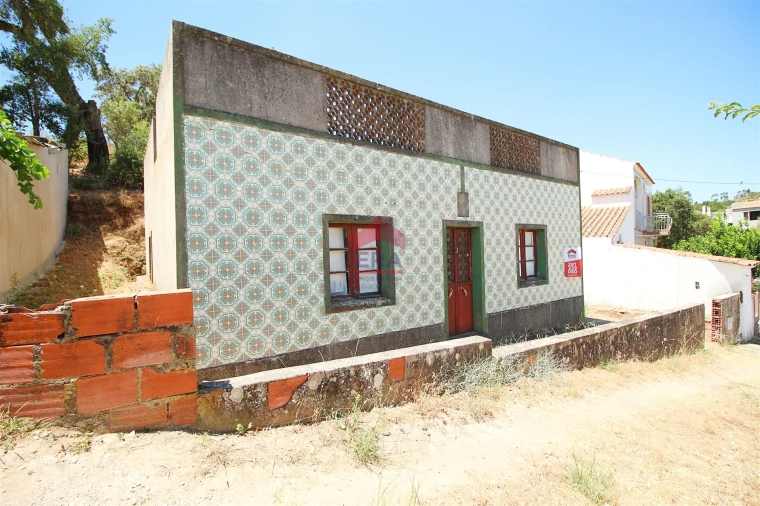 Moradia T2 para Venda em Cachopo Foto 2