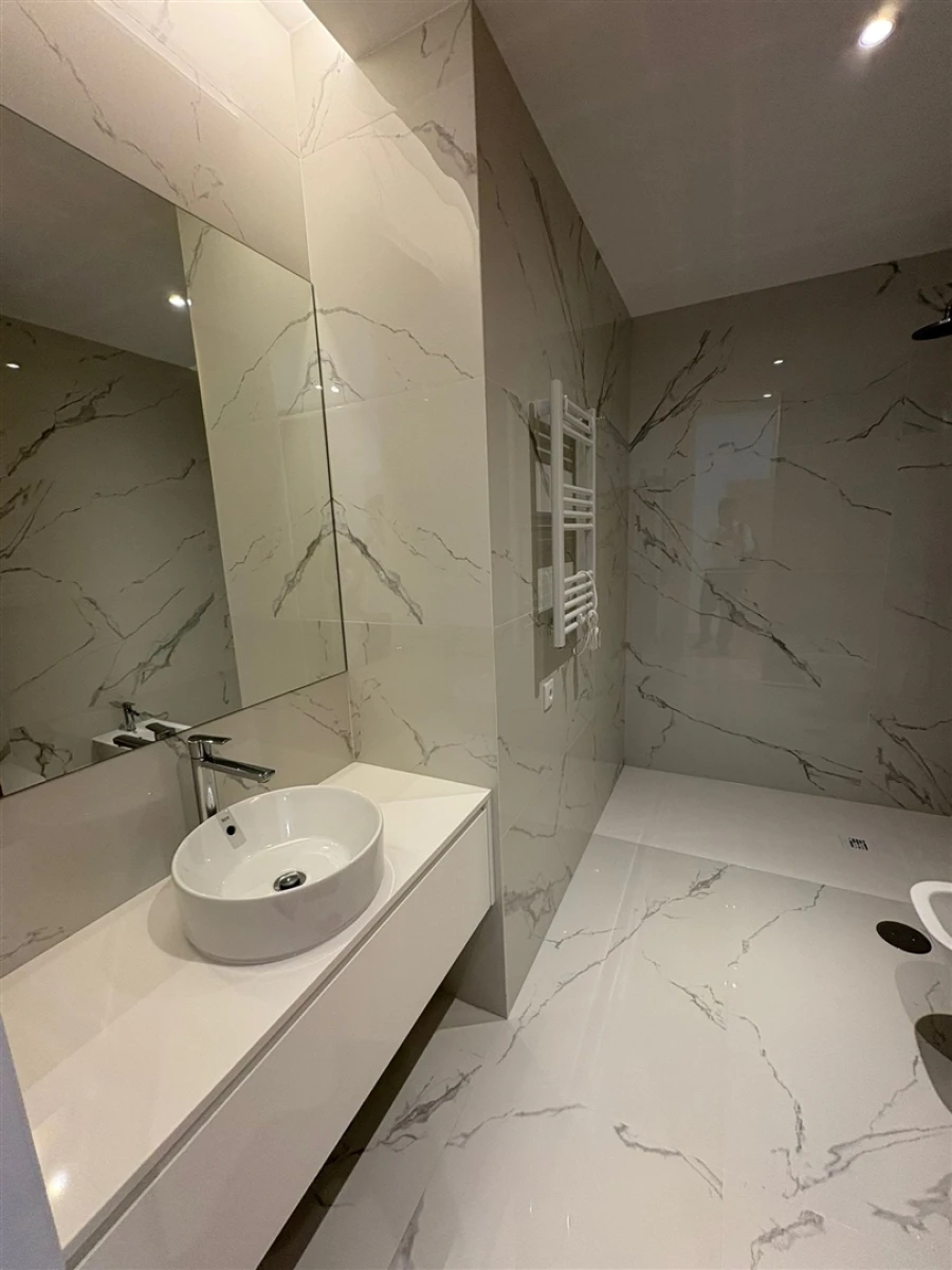 Apartamento T2 para Arrendamento em Canidelo Foto 30