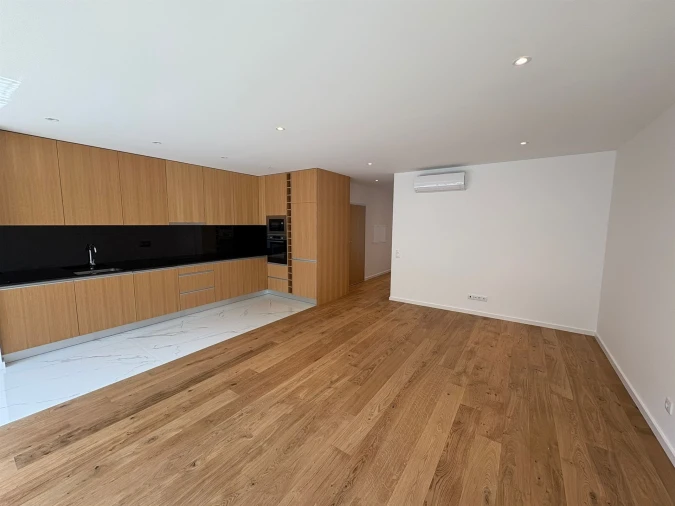 Apartamento T2 para Arrendamento em Canidelo Foto 4