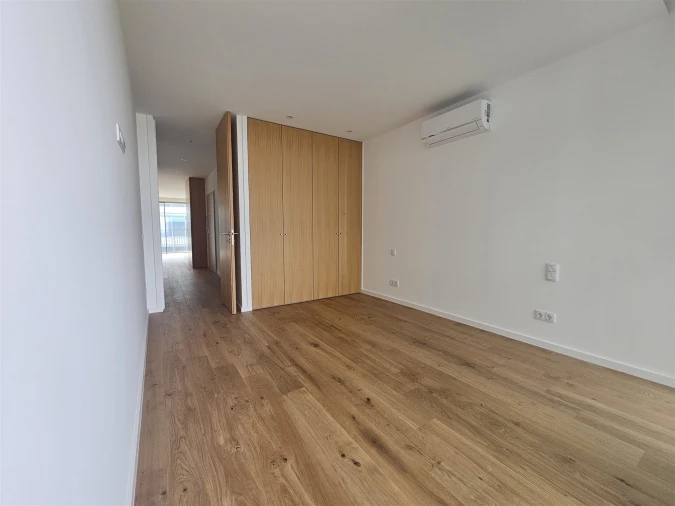 Apartamento T2 para Arrendamento em Canidelo Foto 17