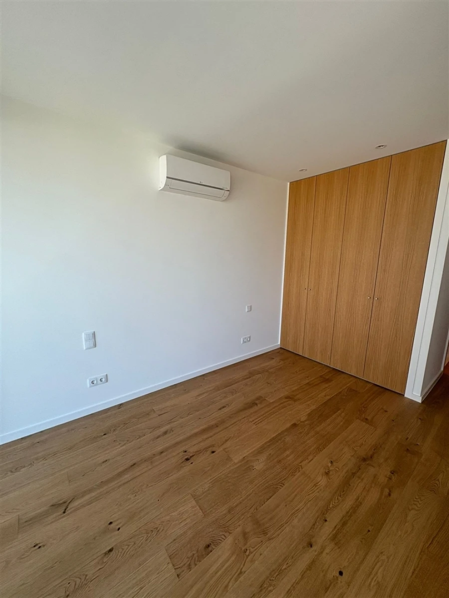 Apartamento T2 para Arrendamento em Canidelo Foto 15