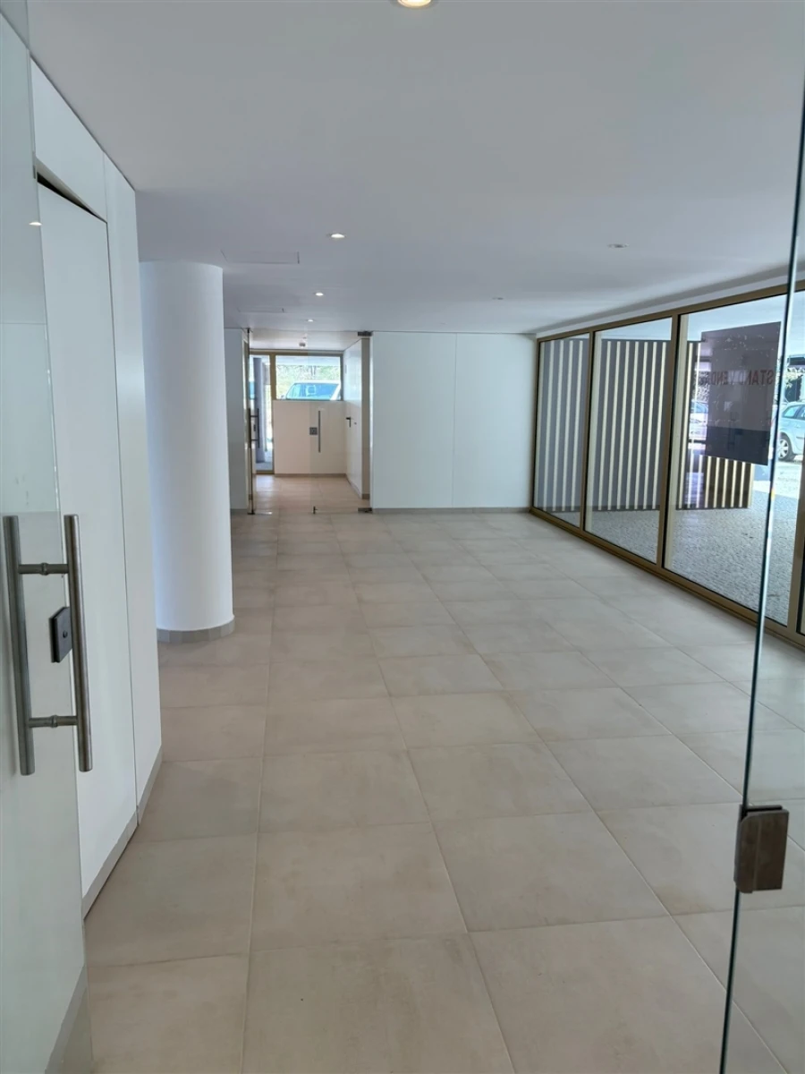 Apartamento T2 para Arrendamento em Canidelo Foto 28