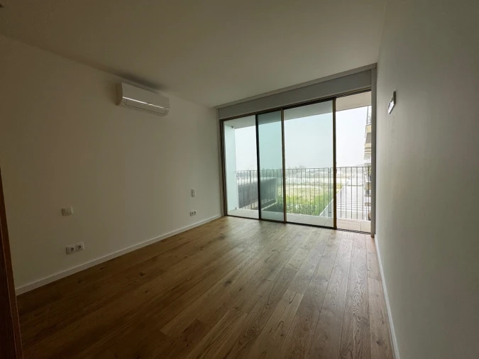 Apartamento T2 para Arrendamento em Canidelo Foto 23