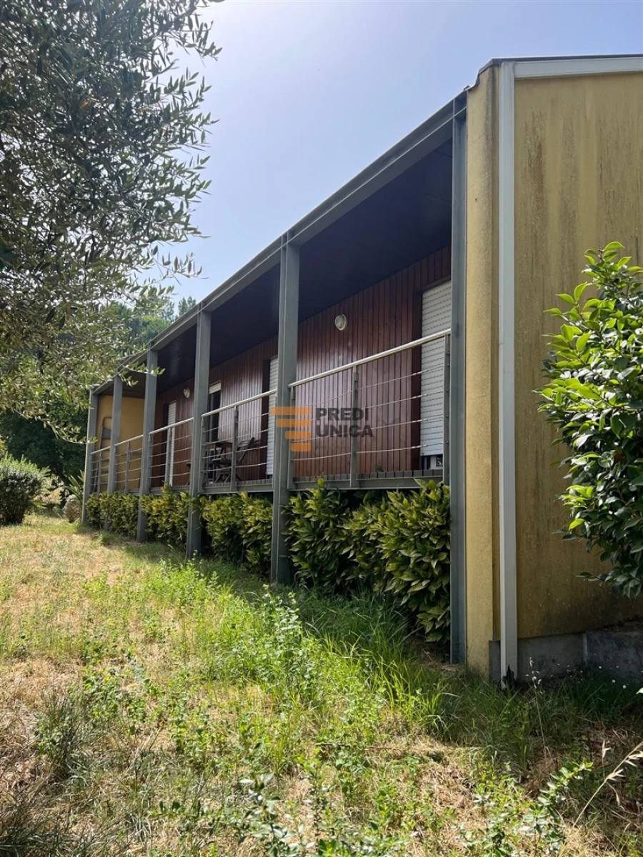 Moradia T2 para Arrendamento em Carvalhosa Foto 3