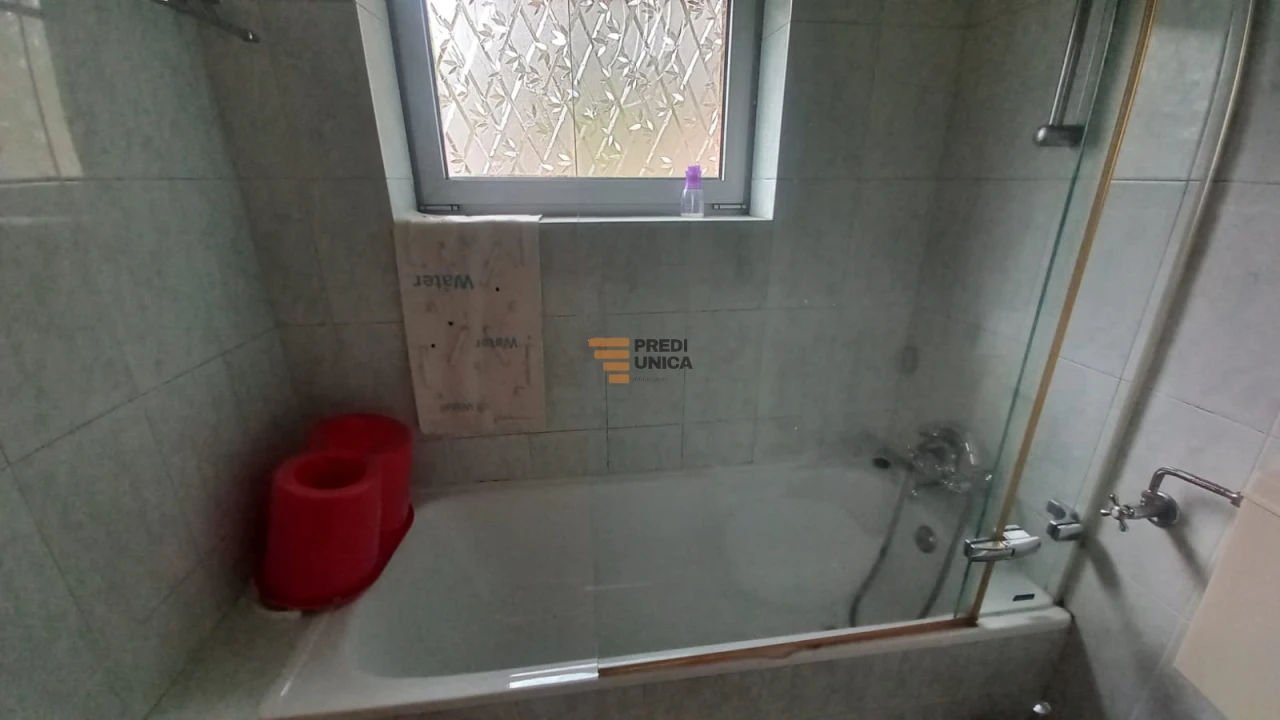 Moradia T2 para Arrendamento em Carvalhosa Foto 13