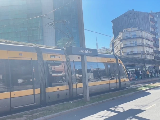 Loja para Trespasse em Mafamude e Vilar do Paraíso Foto 8