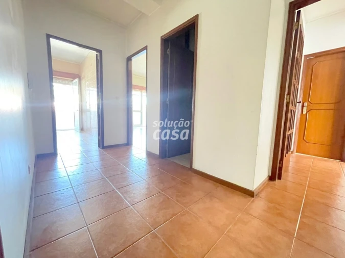 Apartamento T3 para Venda em Rio Tinto Foto 4