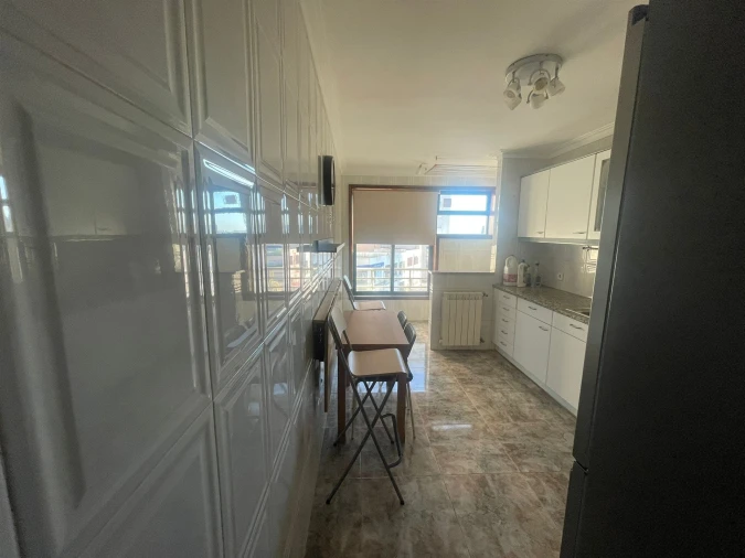 Apartamento T2 para Arrendamento em Cidade da Maia Foto 9