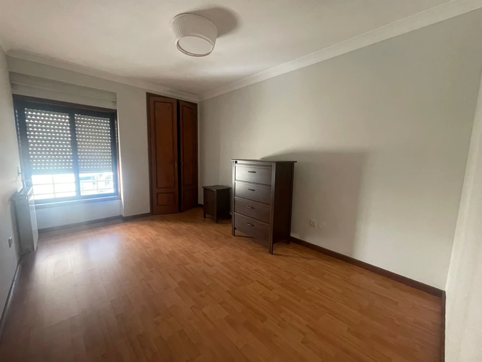 Apartamento T2 para Arrendamento em Cidade da Maia Foto 22