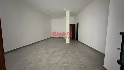 Loja para Venda em Viseu