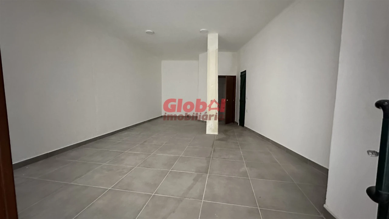 Loja para Venda em Viseu Foto 1