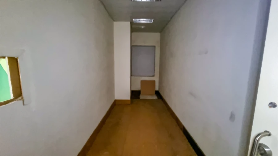 Loja para Venda em Maceira Foto 36