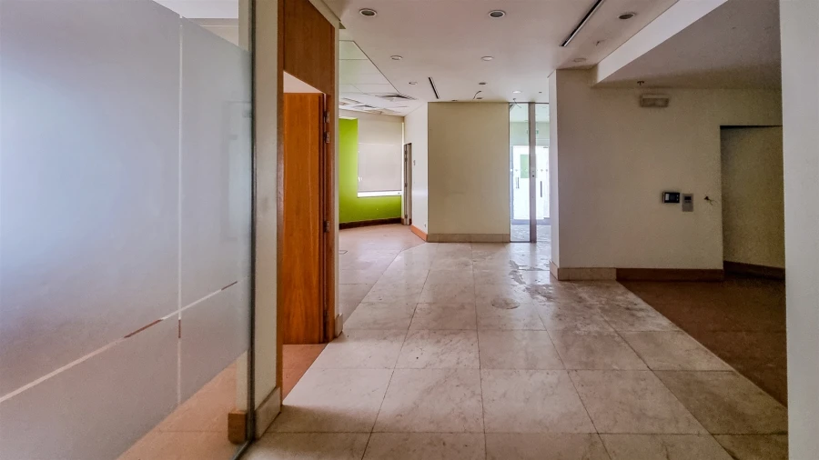 Loja para Venda em Maceira Foto 29