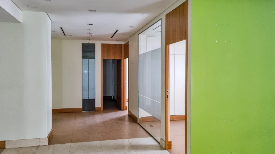 Loja para Venda em Maceira Foto 8