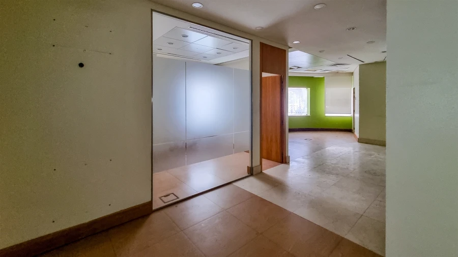 Loja para Venda em Maceira Foto 28