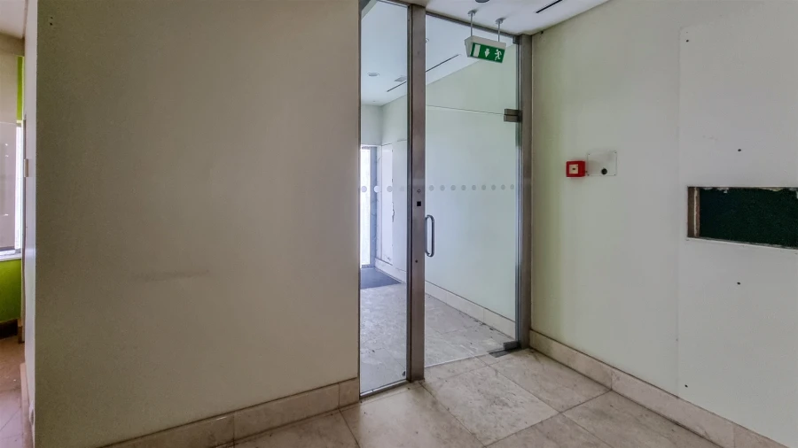 Loja para Venda em Maceira Foto 38