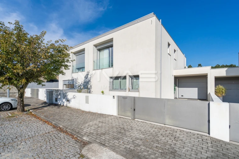 Moradia T3 para Venda em Ponte Foto 32