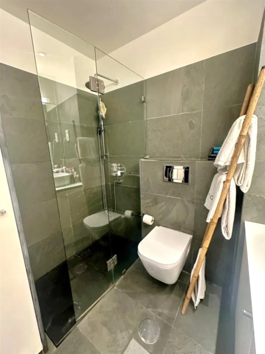 Apartamento T3 para Venda em Aldoar, Foz do Douro e Nevogilde Foto 4
