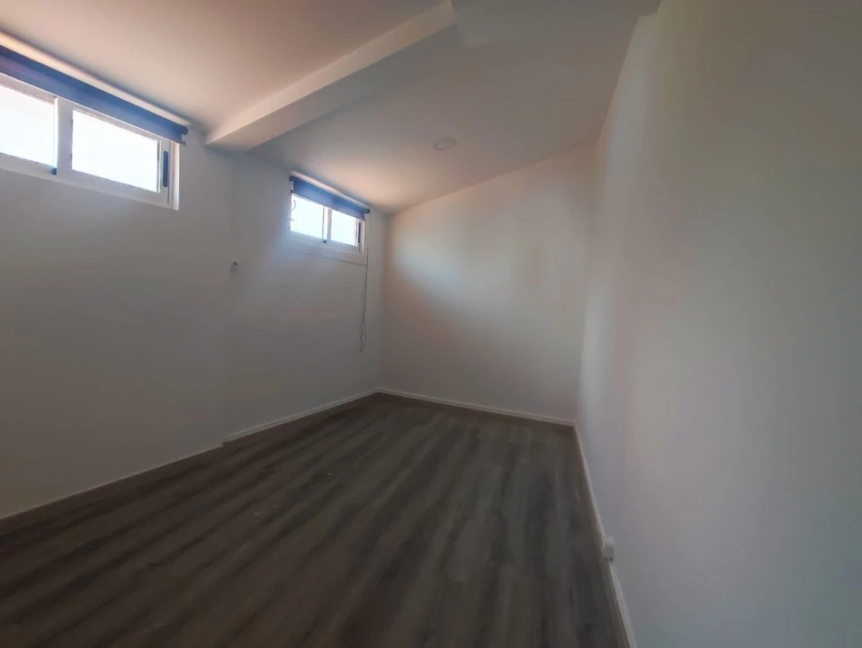 Apartamento T1 para Arrendamento em Covilhã e Canhoso Foto 5