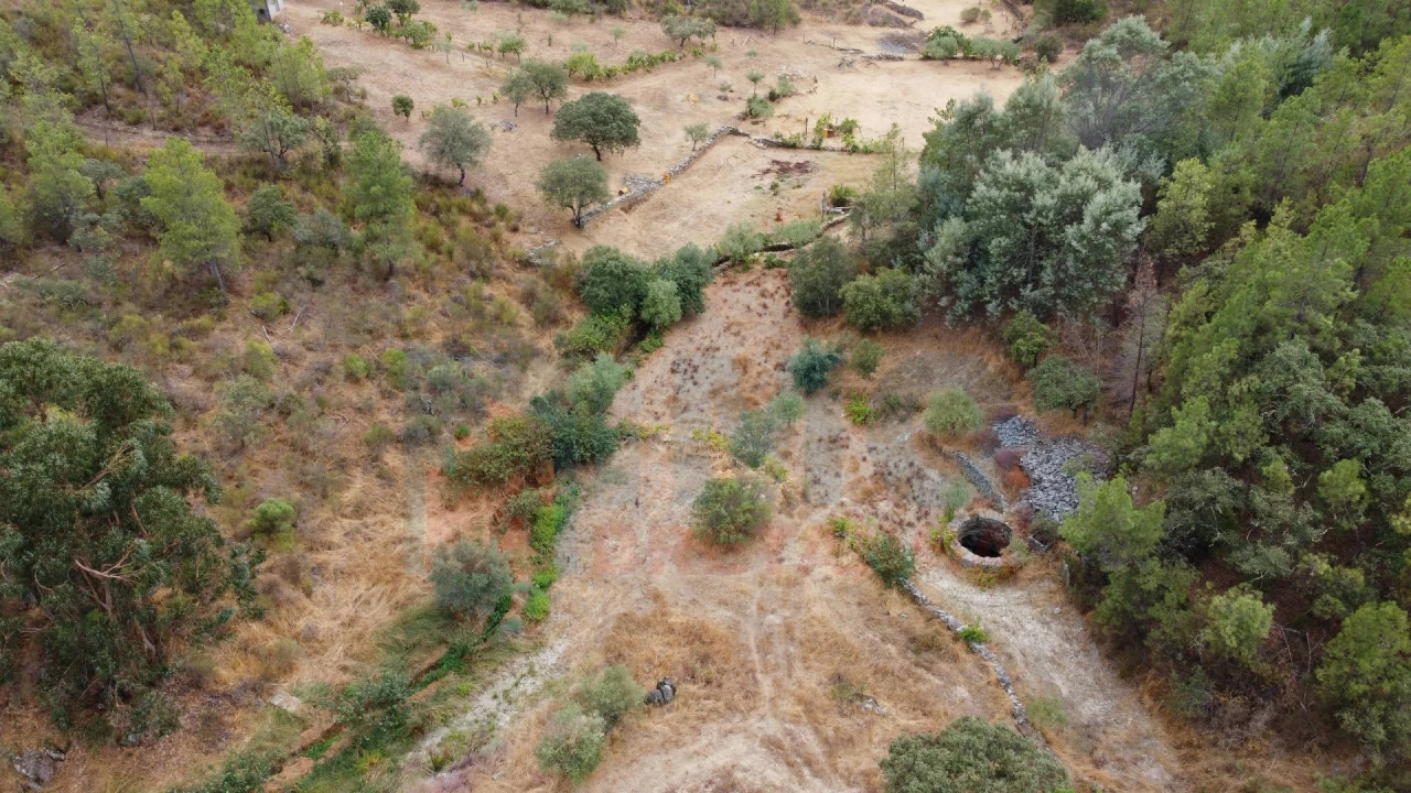 Terreno para Venda em Benquerenças Foto 5