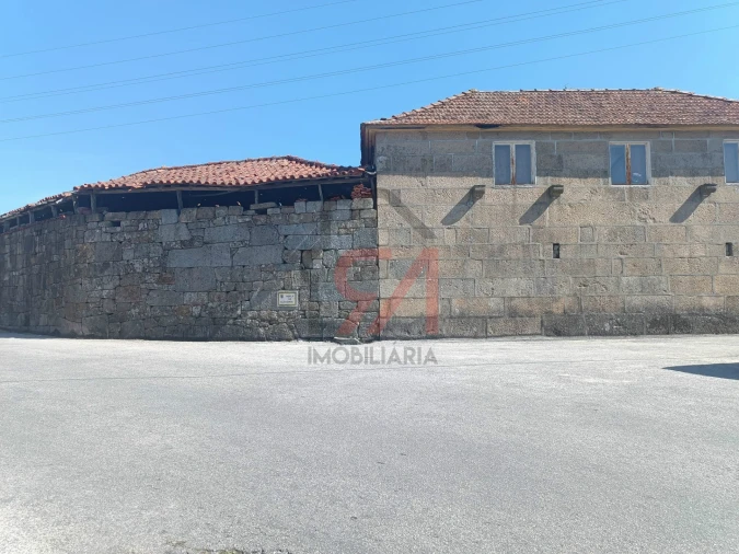 Moradia T0 para Venda em Carvalhosa