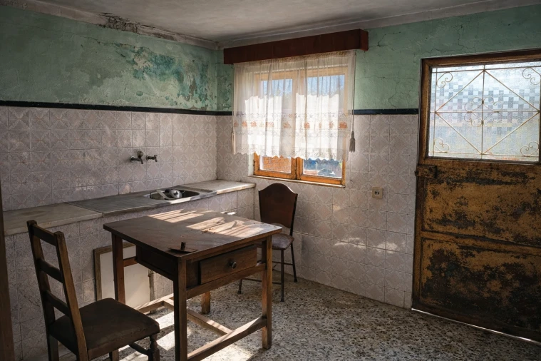 Moradia T0 para Venda em Carvalhosa Foto 4