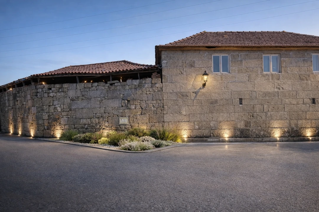 Moradia T0 para Venda em Carvalhosa Foto 1