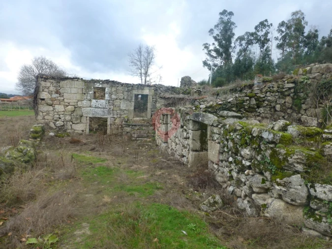 Quinta T0 para Venda em Longos Vales Foto 1