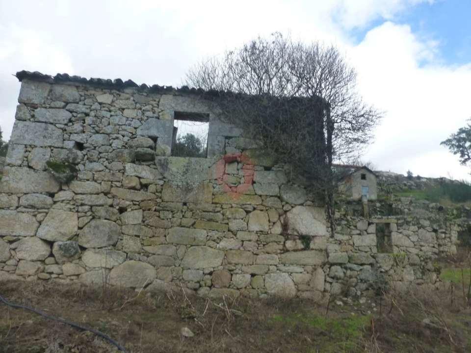 Quinta T0 para Venda em Longos Vales Foto 3