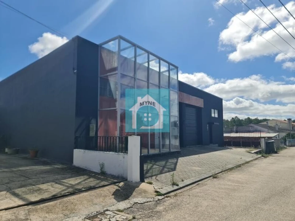 Armazém para Venda em Pataias e Martingança Foto 2