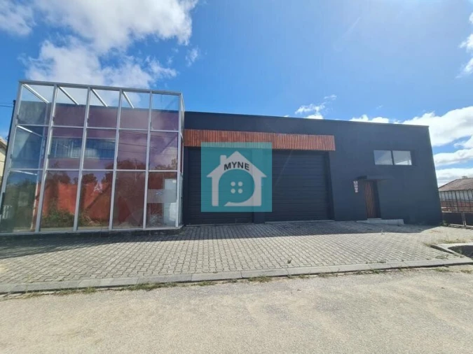 Armazém para Venda em Pataias e Martingança