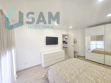 Apartamento T2 para Venda em Santa Maria, São Pedro e Matacães