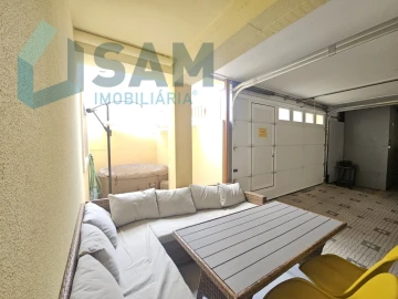 Apartamento T2 para Venda em Santa Maria, São Pedro e Matacães