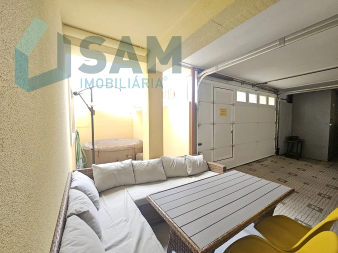 Apartamento T2 para Venda em Santa Maria, São Pedro e Matacães Foto 18