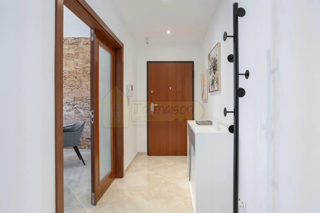 Apartamento T2 para Venda em Santa Barbara de Nexe Foto 6