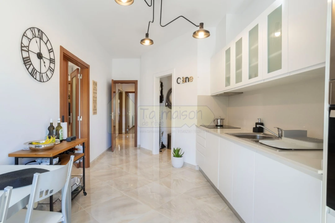 Apartamento T2 para Venda em Santa Barbara de Nexe Foto 15