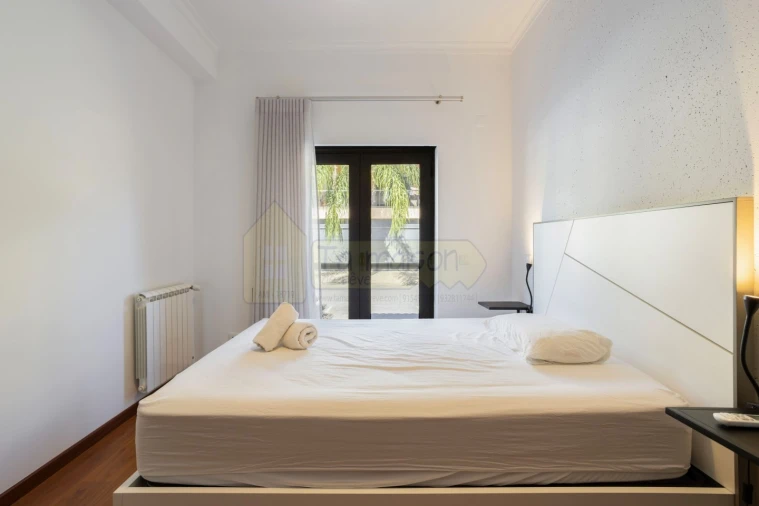 Apartamento T2 para Venda em Santa Barbara de Nexe Foto 17