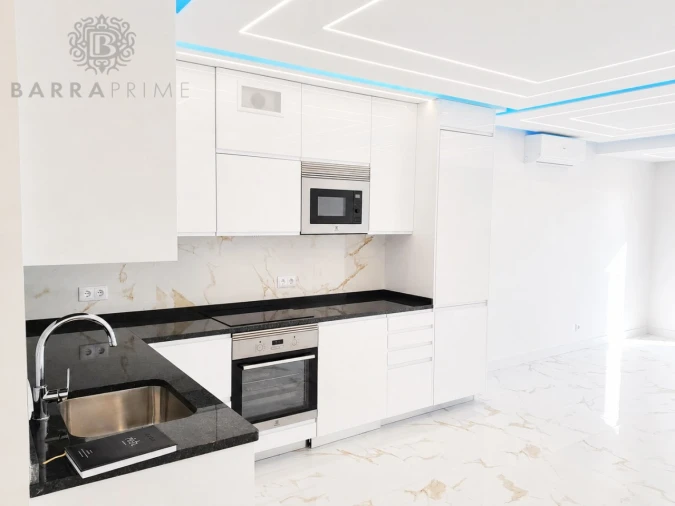 Apartamento T2 para Venda em Quarteira Foto 3