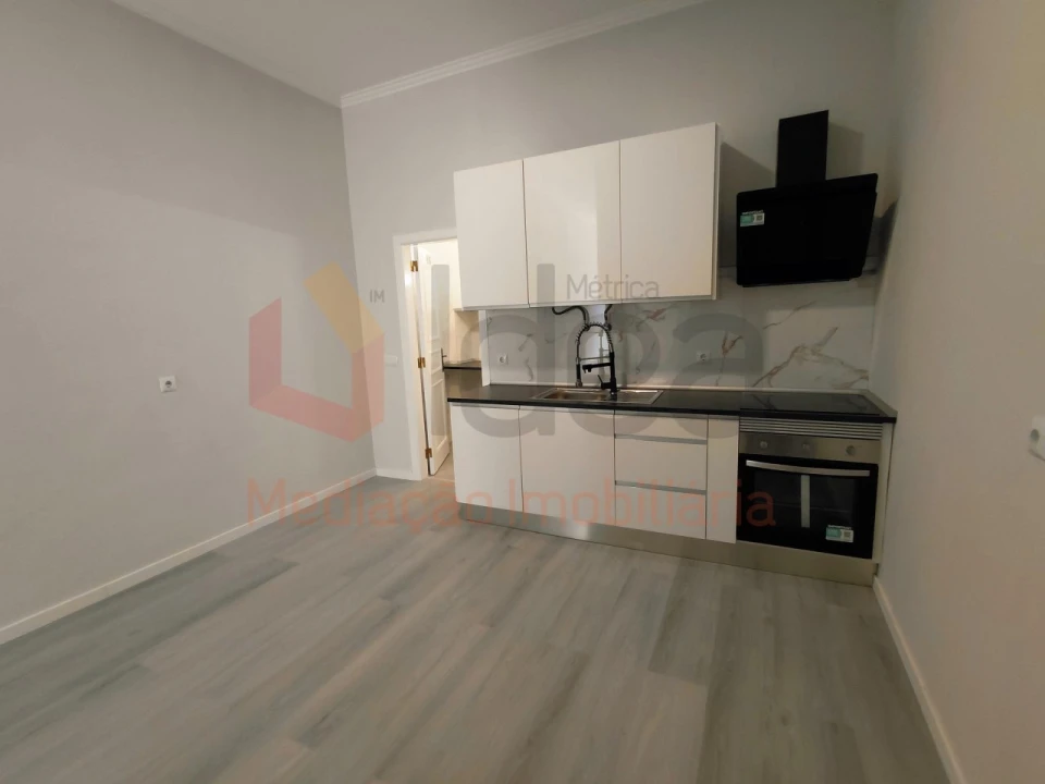 Loja para Venda em Queluz e Belas Foto 9