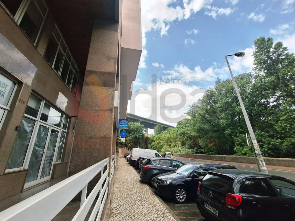 Loja para Venda em Queluz e Belas Foto 20