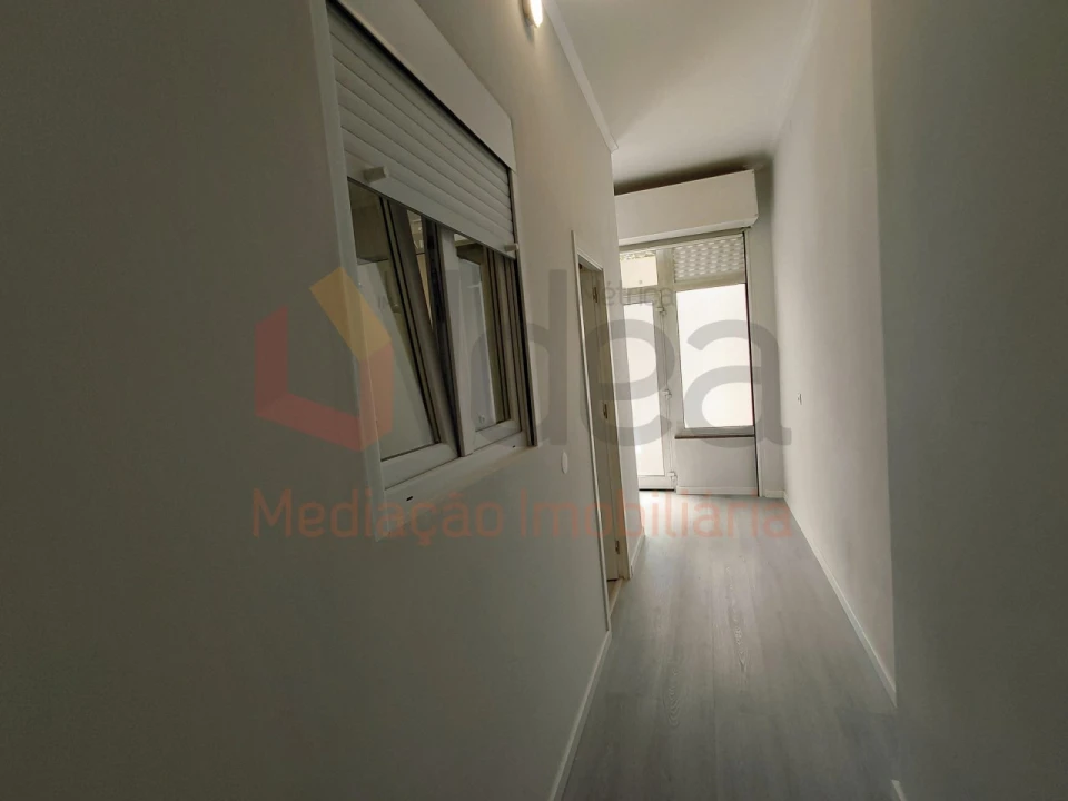 Loja para Venda em Queluz e Belas Foto 6