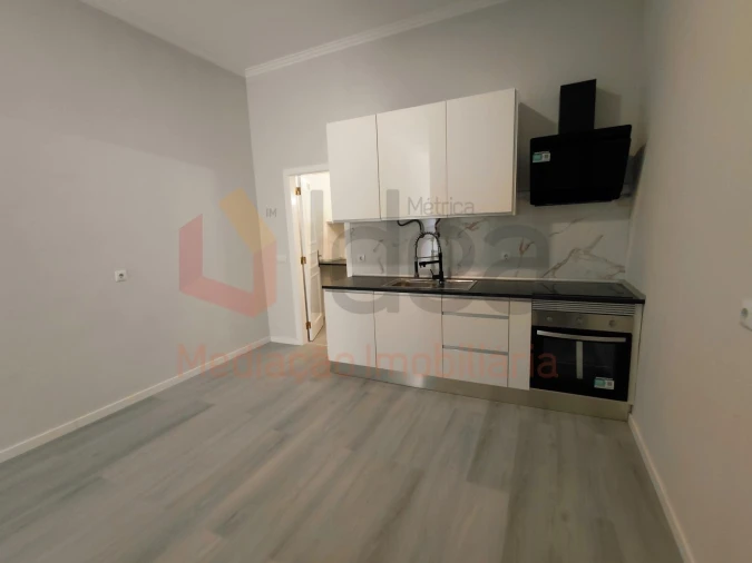 Loja para Venda em Queluz e Belas Foto 9