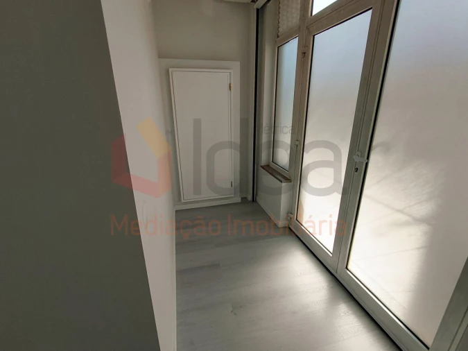 Loja para Venda em Queluz e Belas Foto 3